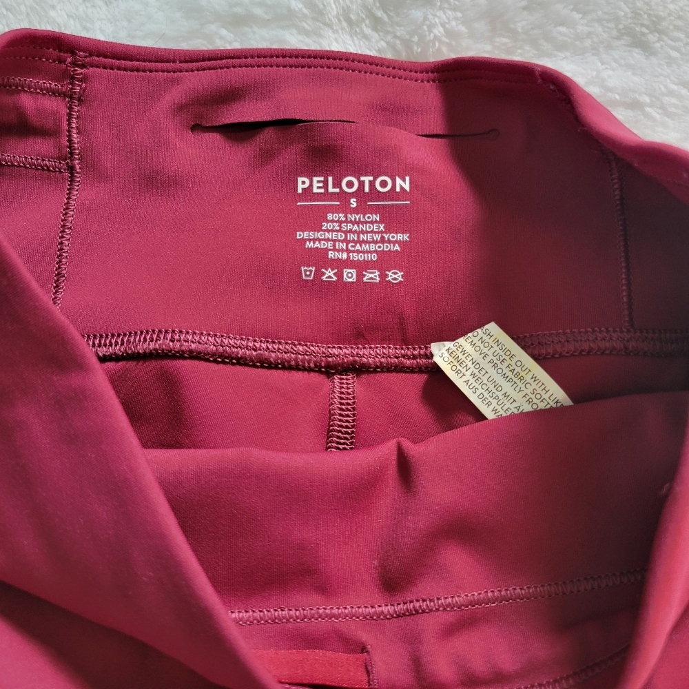Peloton workout leggings - Picture 6 of 7